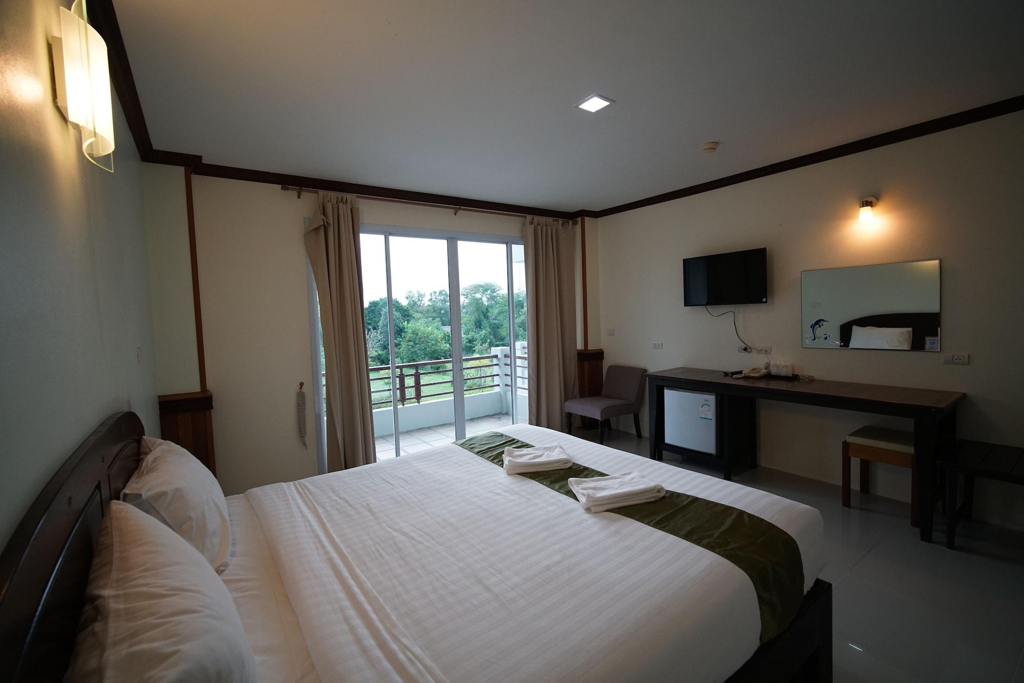 Sea Mountain Khanom Hotel Exterior photo